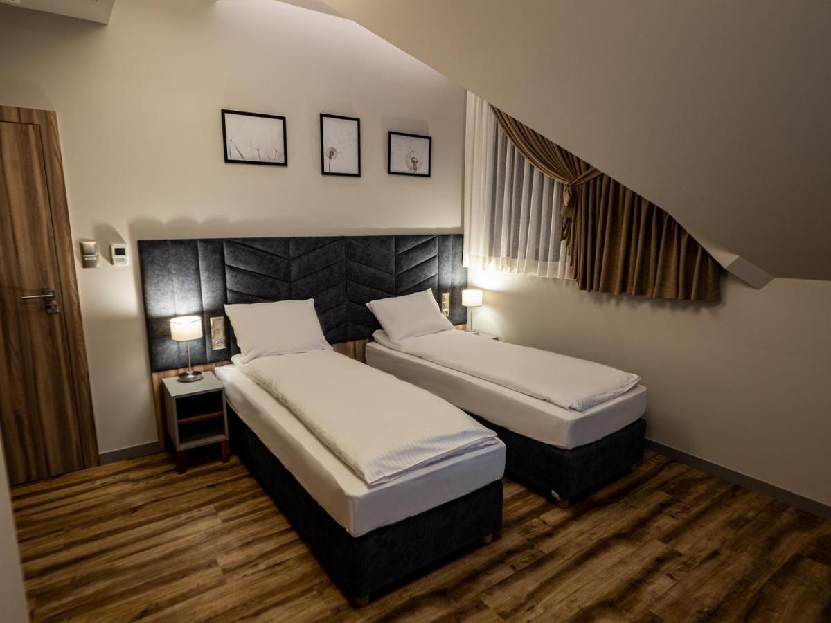 Villa & Gospoda Krakowska Kobiernice Εξωτερικό φωτογραφία